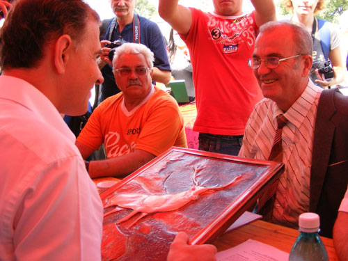 Foto: Mircea Geoana, la Lapusel (c) eMaramures.ro